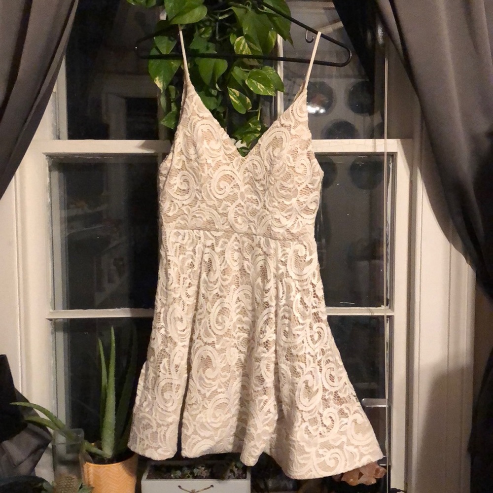 White lace formal dress